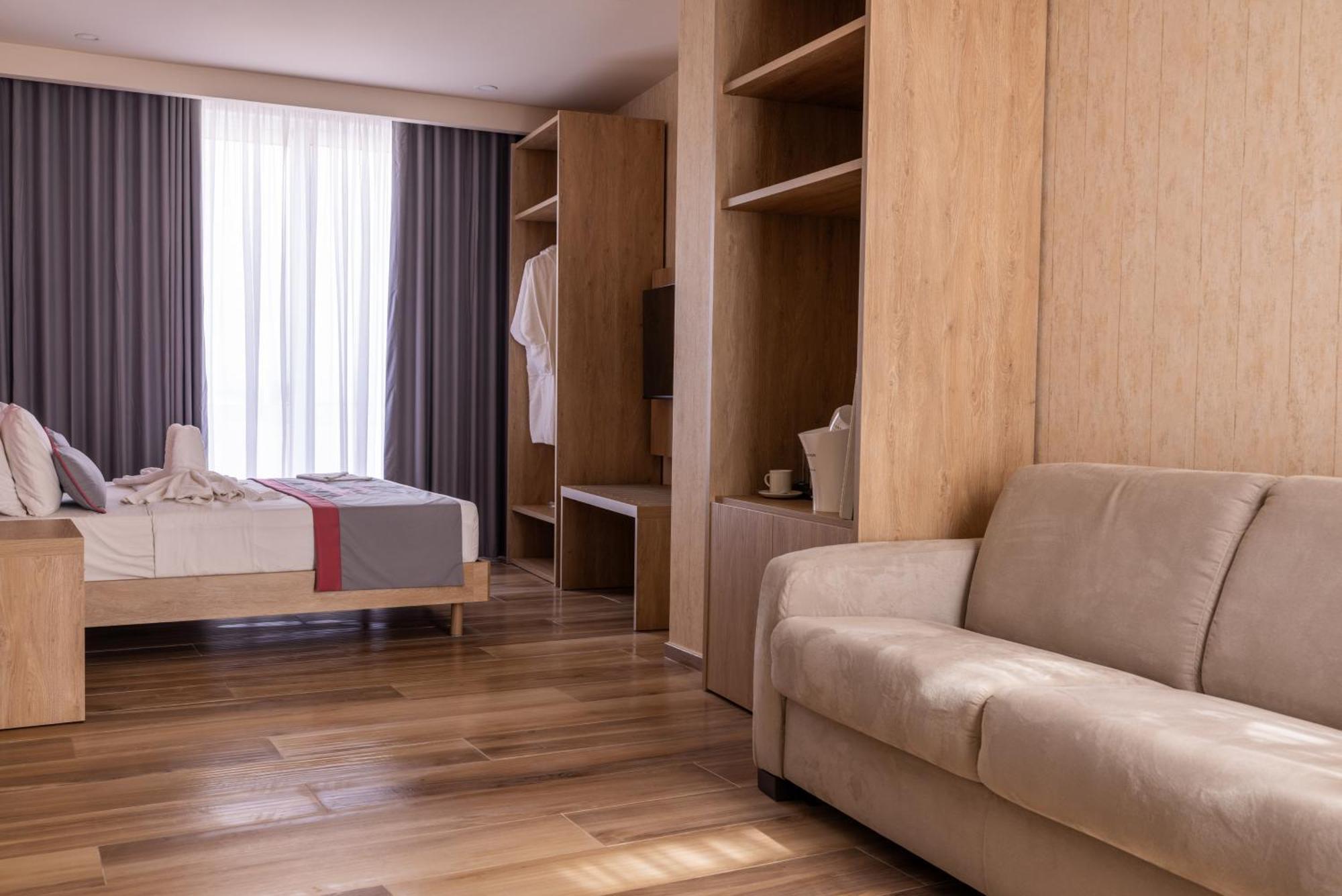 C'est La Vie Boutik Swieqi Hotel 4*