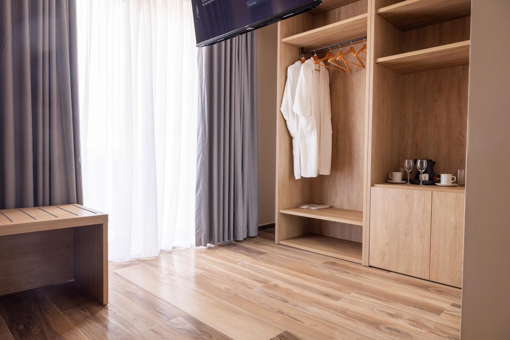 C'est La Vie Boutik Swieqi Hotel 4*