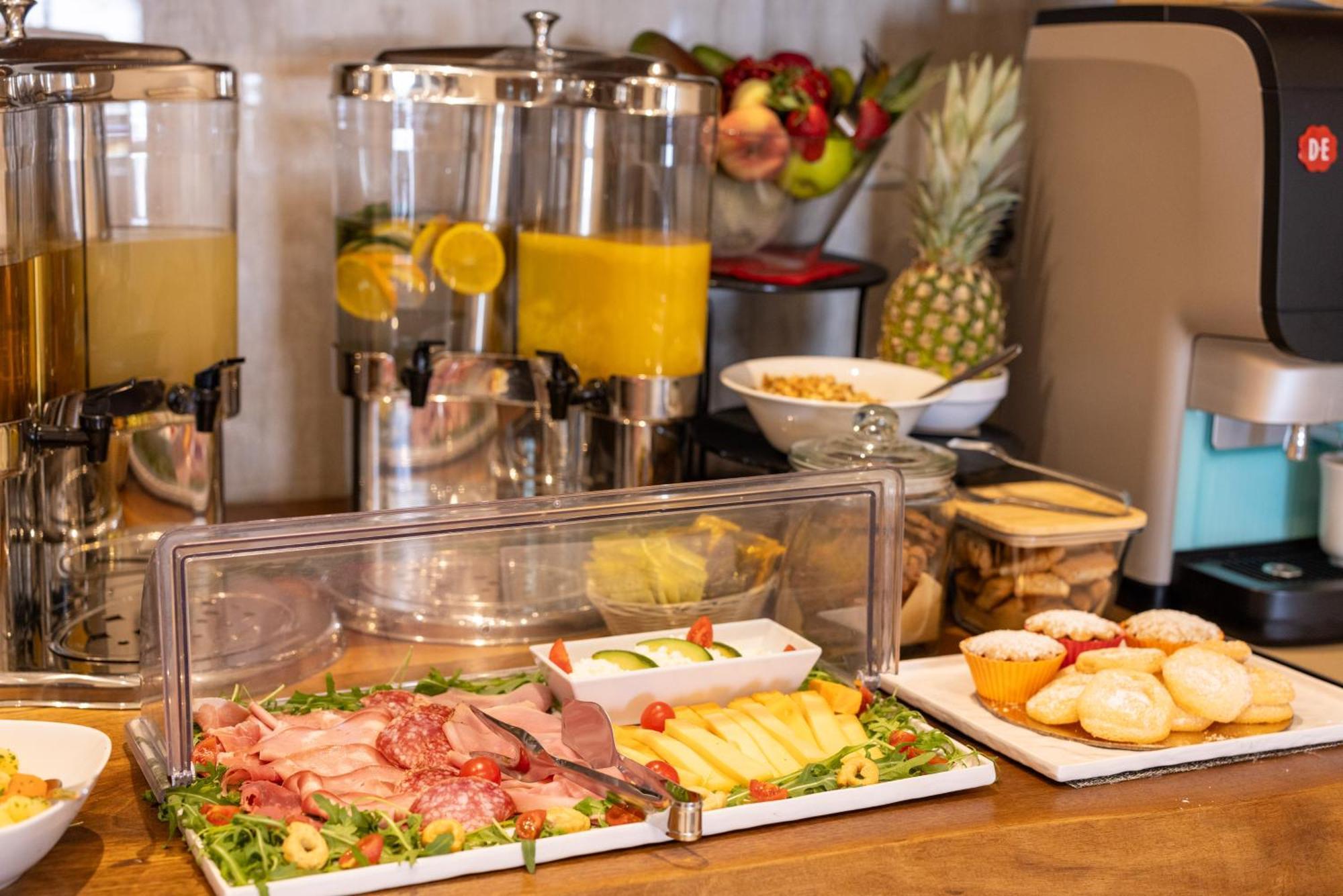C'est La Vie Boutik Swieqi Hotel 4*