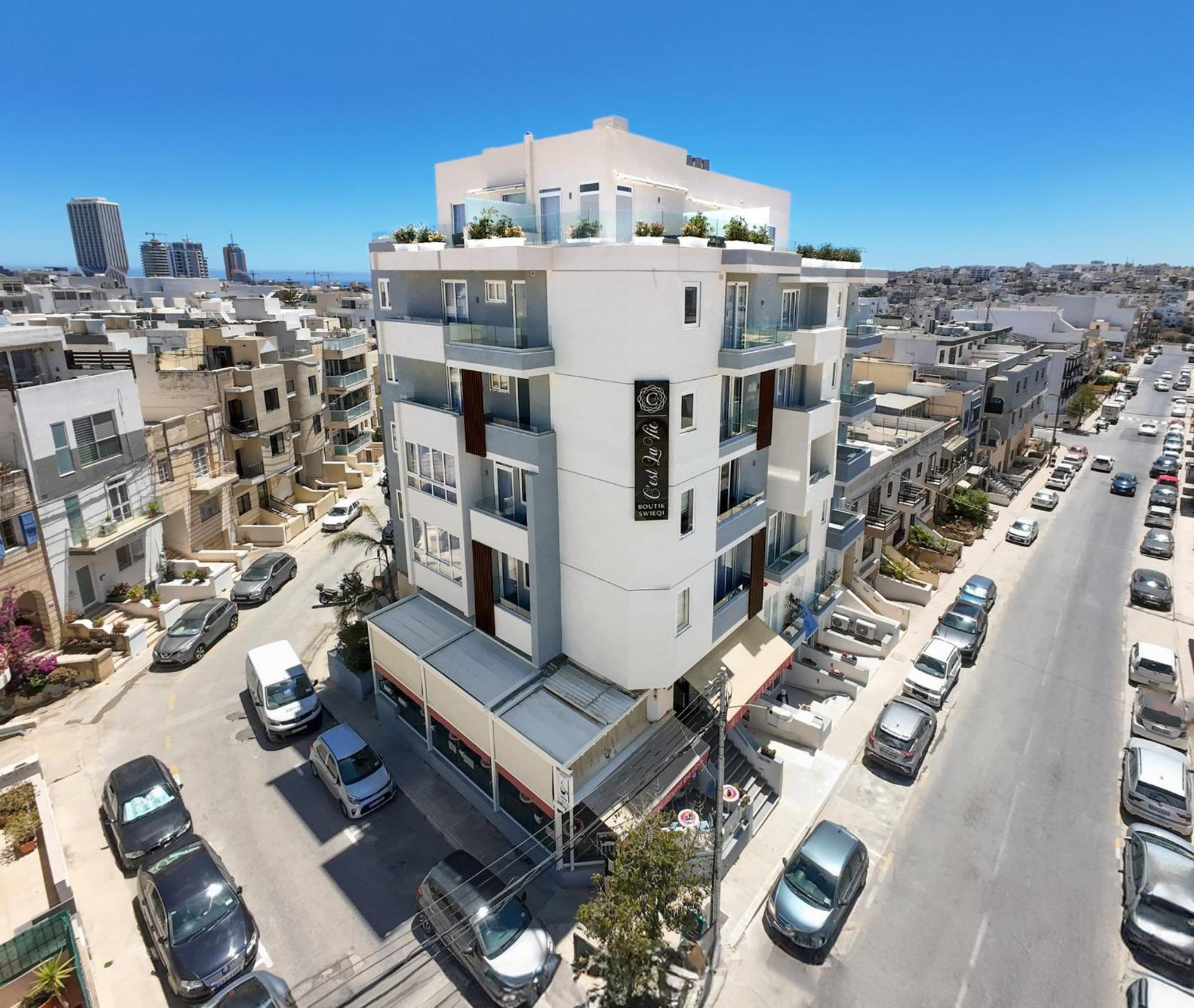 C'est La Vie Boutik Swieqi Hotel
